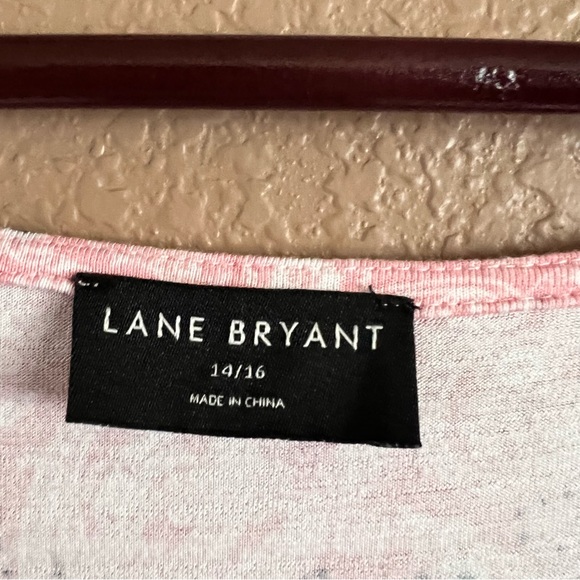 Lane Bryant Modern Swing Perfect Sleeve Ruched-Shoulder Tee Size 14/16 - Picture 5 of 8